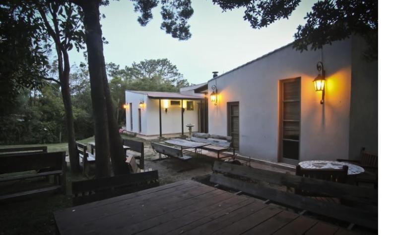 Hostel Punta Ballena Bar Пунта дел Есте Екстериор снимка